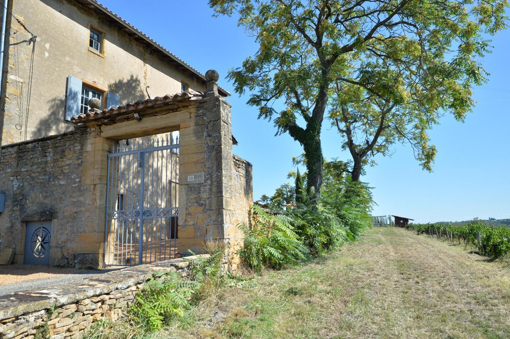 Le Clos Zelie Pouilly-le-Monial Esterno foto